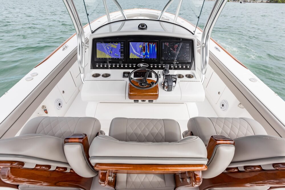 Helm electronics and navigation